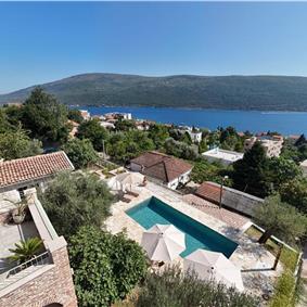 4 bedroom villa with pool and sea views, Kumbor, sleeps 8-10